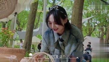 小义娱乐吃瓜,揭秘娱乐圈最新吃瓜事件，带你领略明星幕后故事